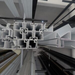 Perfil U de aluminio de 3/8"